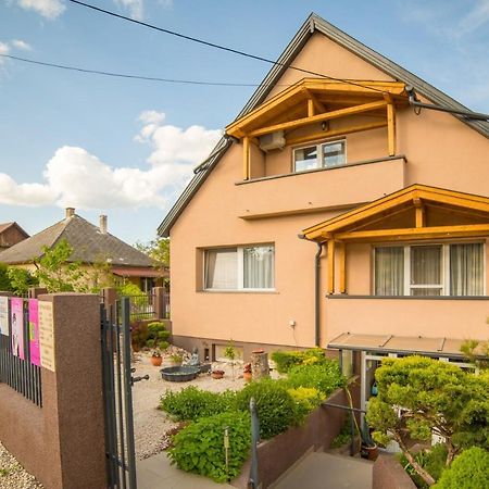 JenoTiffany Apartmanアパートメント エクステリア 写真